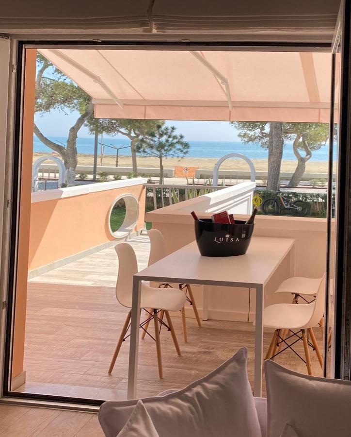 Appartamento Fronte Mare Villa Lory Lignano Sabbiadoro Dış mekan fotoğraf
