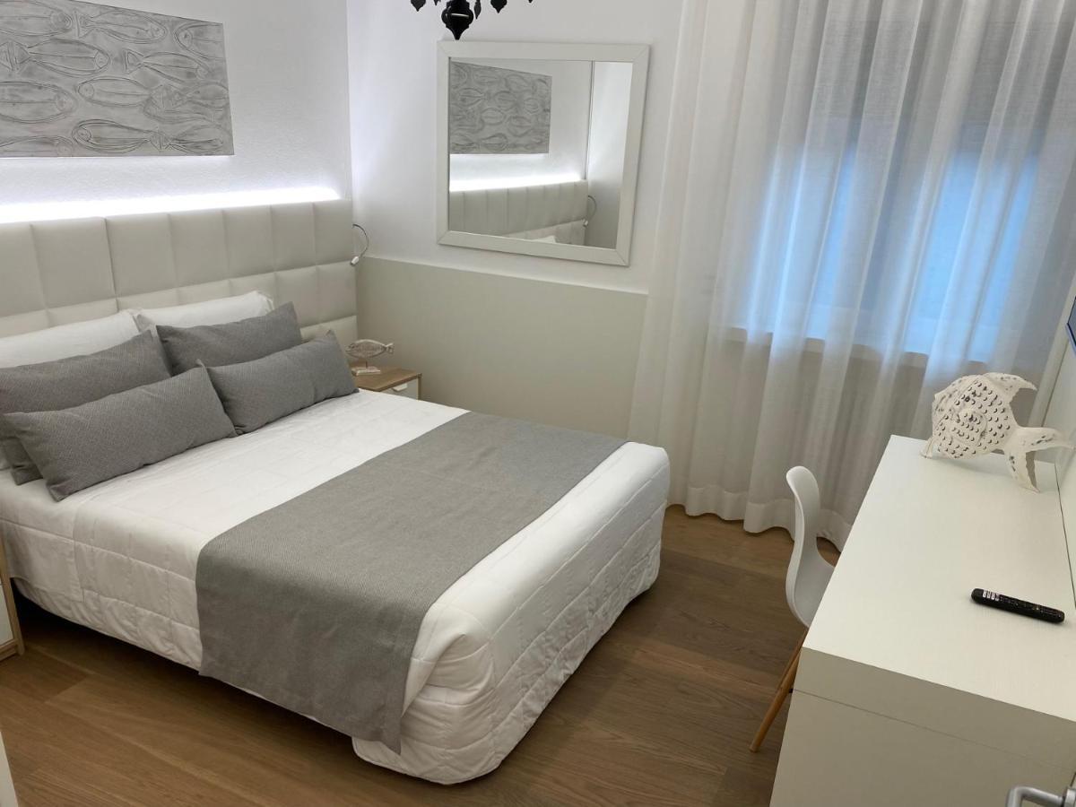 Appartamento Fronte Mare Villa Lory Lignano Sabbiadoro Dış mekan fotoğraf